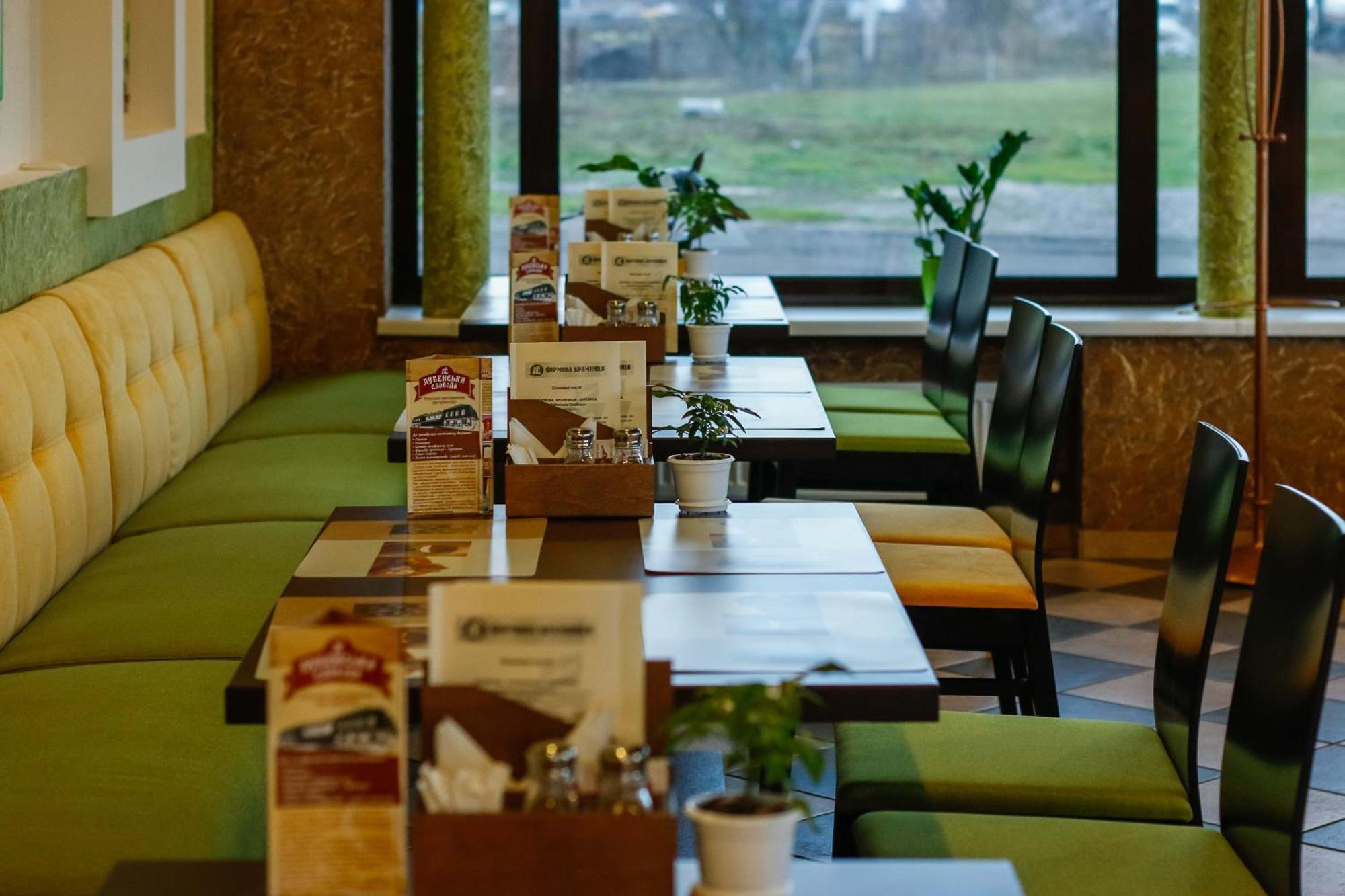 Hotel Lubenska Sloboda Olshanka エクステリア 写真