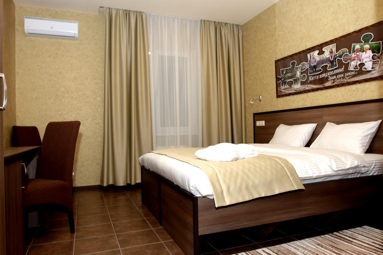 Hotel Lubenska Sloboda Olshanka エクステリア 写真