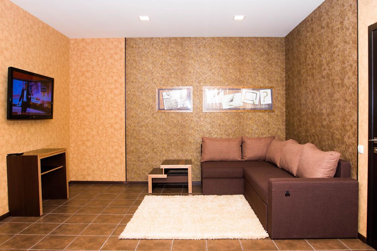 Hotel Lubenska Sloboda Olshanka エクステリア 写真