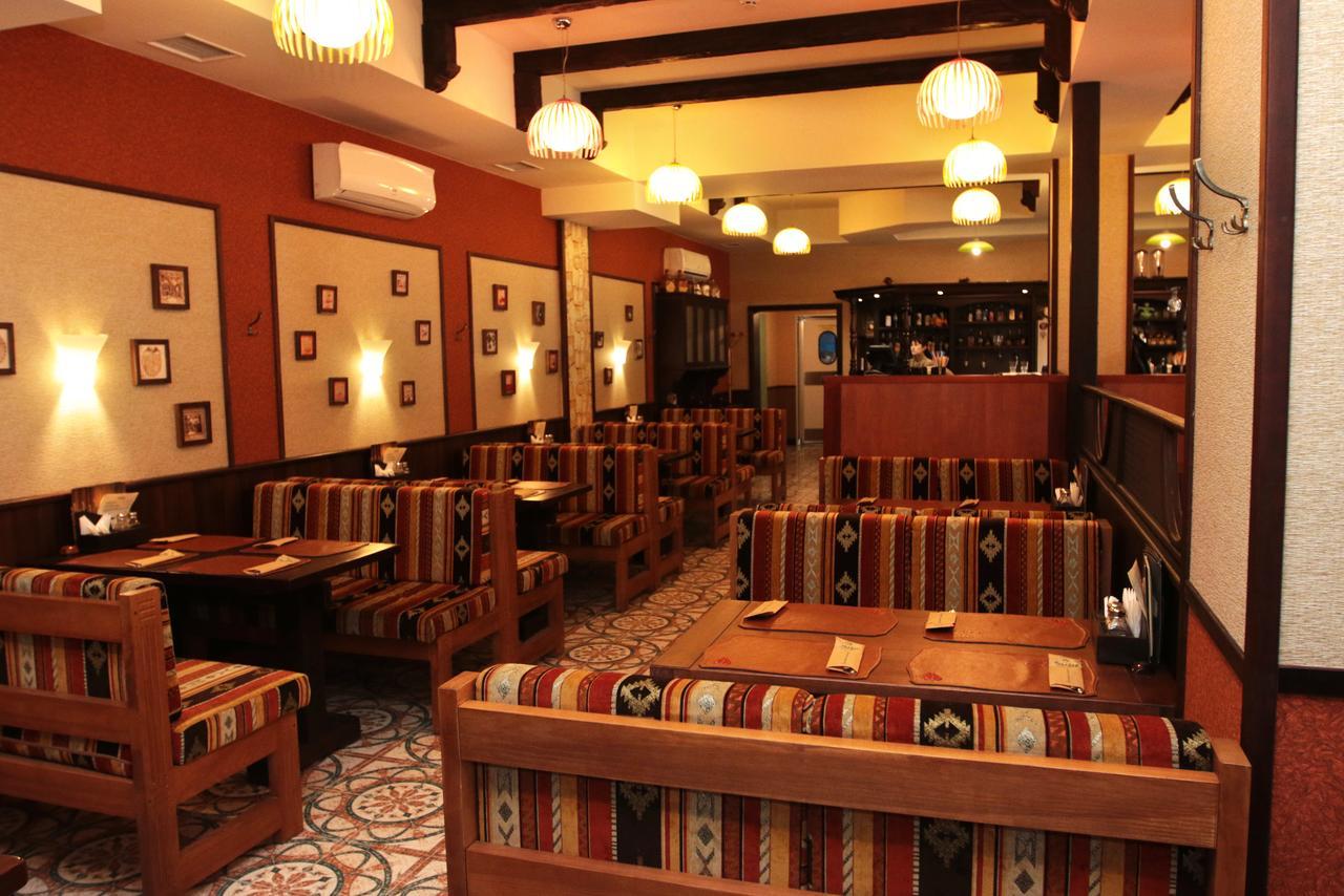 Hotel Lubenska Sloboda Olshanka エクステリア 写真